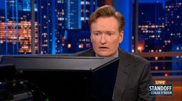 Conan O’Brien live teleprompter freeze triggers unscripted standoff with network producers