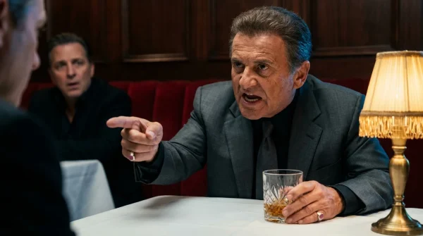 Joe Pesci unscripted restaurant interrogation shatters gangster conventions in classic mob cinema